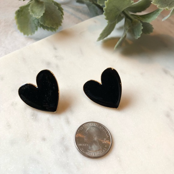 The Monroe - Black Stud Heart Earrings - Picture 2 of 6